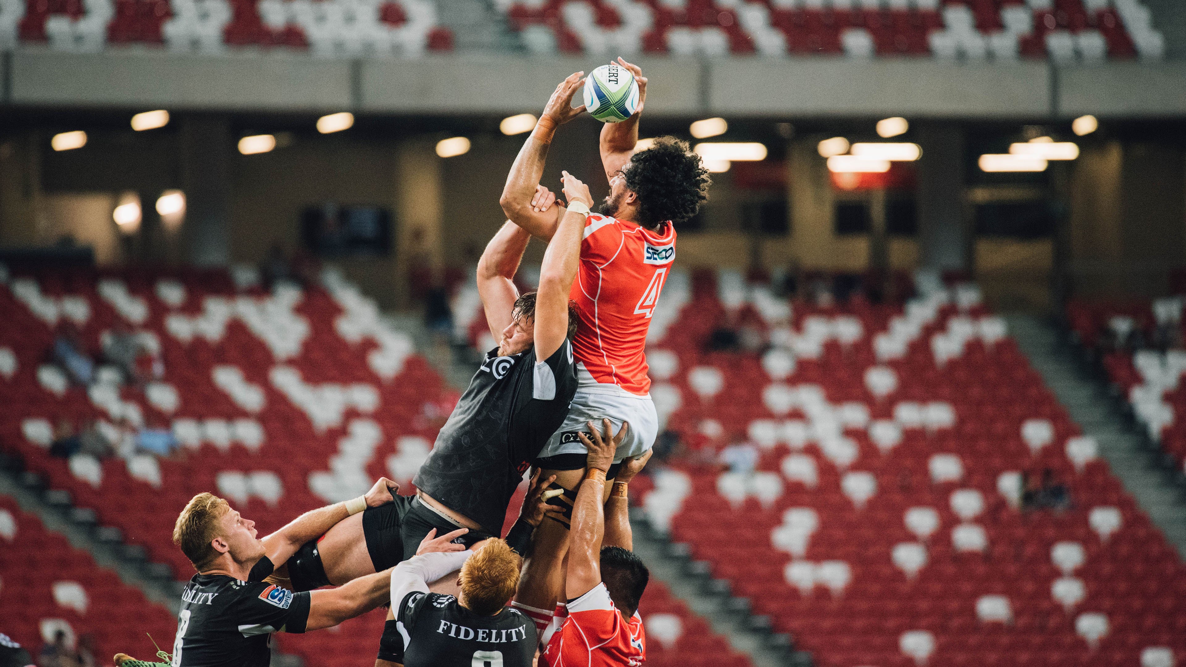 “热气球降落步行接力赛” 着陆后立即步行到指定点